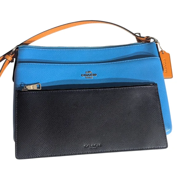 💙 Coach Pebbled Leather Crossbody Clutch – Blue with Saddle Trim - Picture 7 of 11